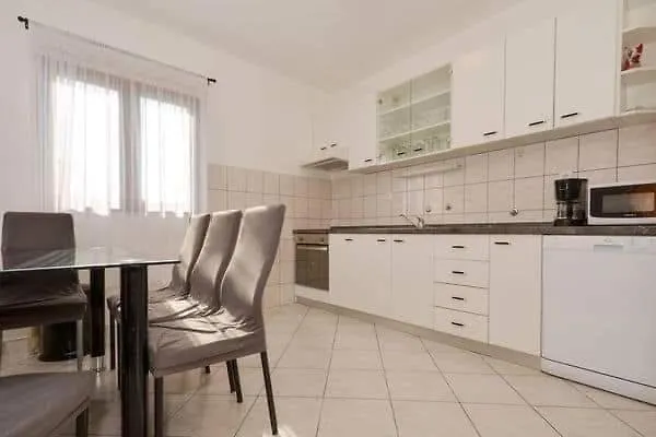 House Dd With Heated Pool *