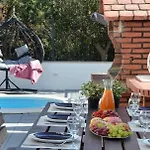 House Dd With Heated Pool *