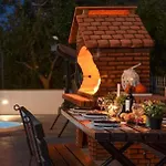 House Dd With Heated Pool