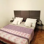 House Dd With Heated Pool Vikendica